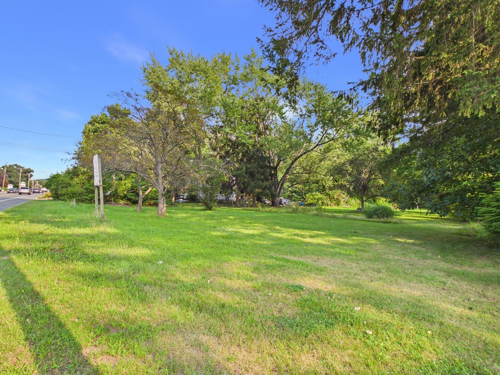 2431 Boston Rd Property Photo 7