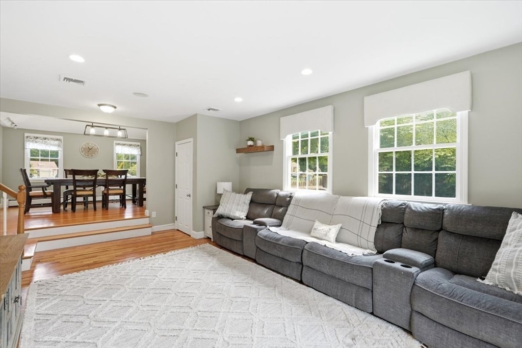 31 Rayfield Rd Property Photo 18