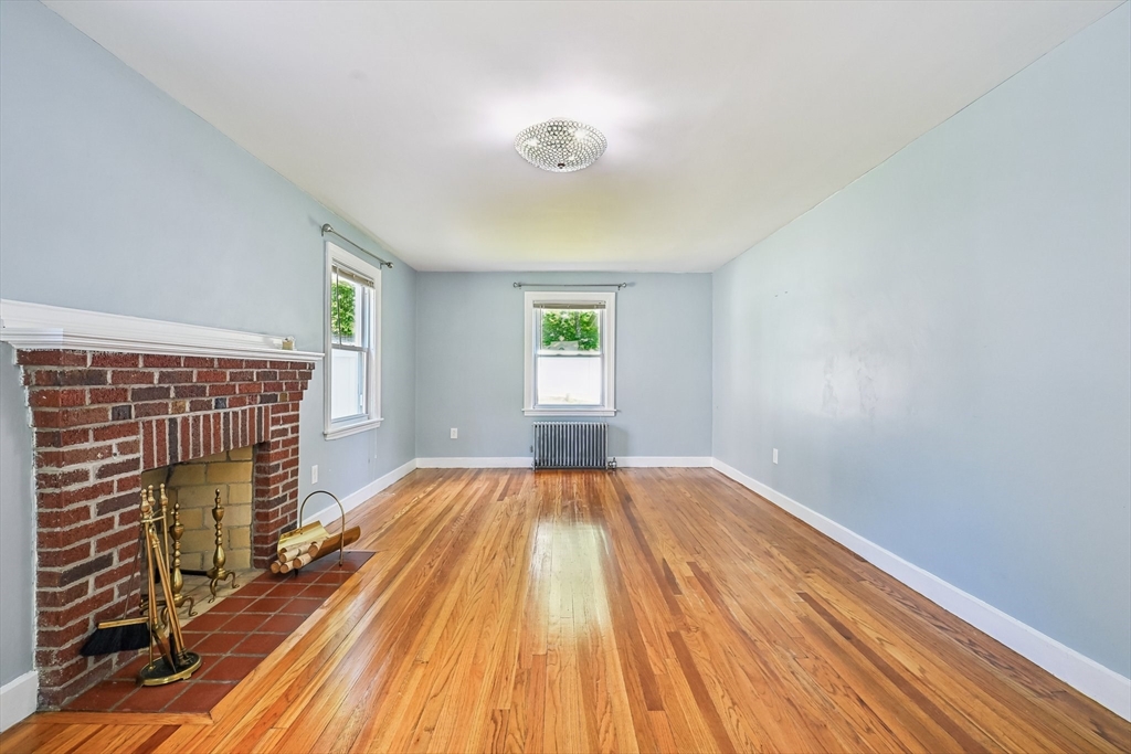 19 Walworth Street Property Photo 5
