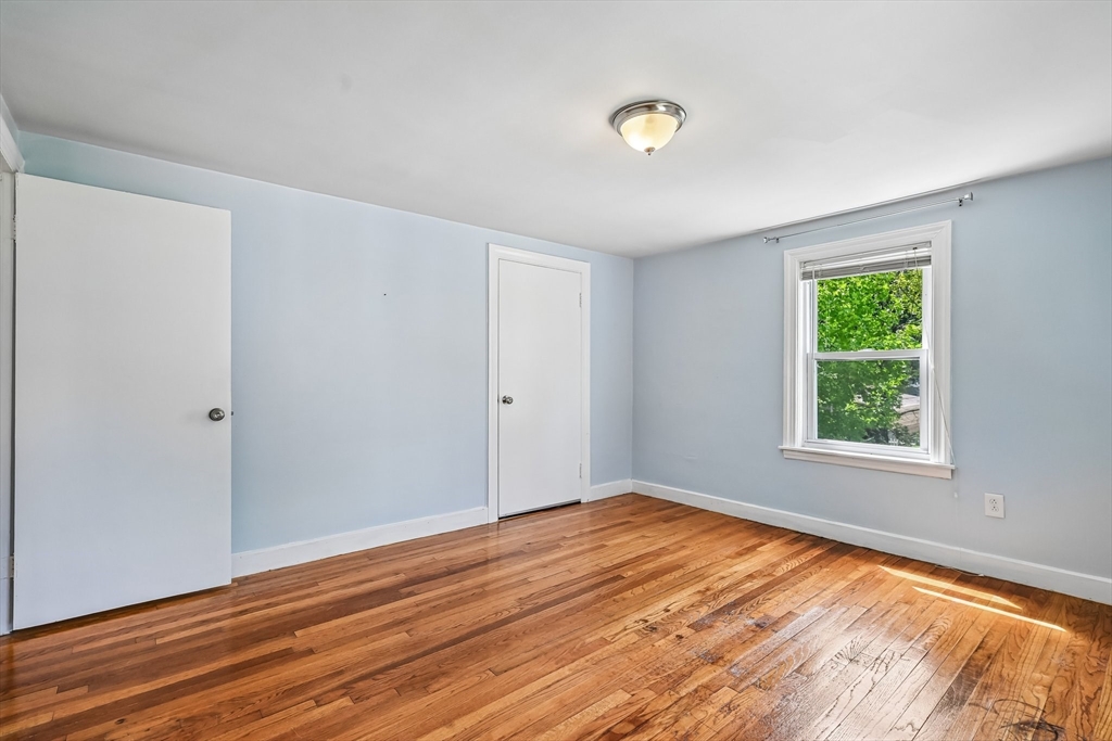 19 Walworth Street Property Photo 23
