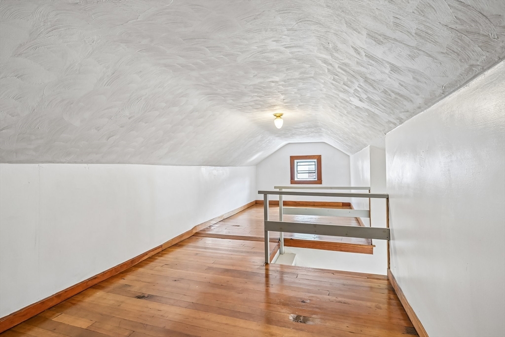 19 Walworth Street Property Photo 28