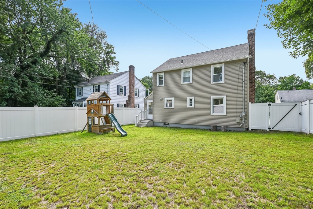 19 Walworth Street Property Photo 36