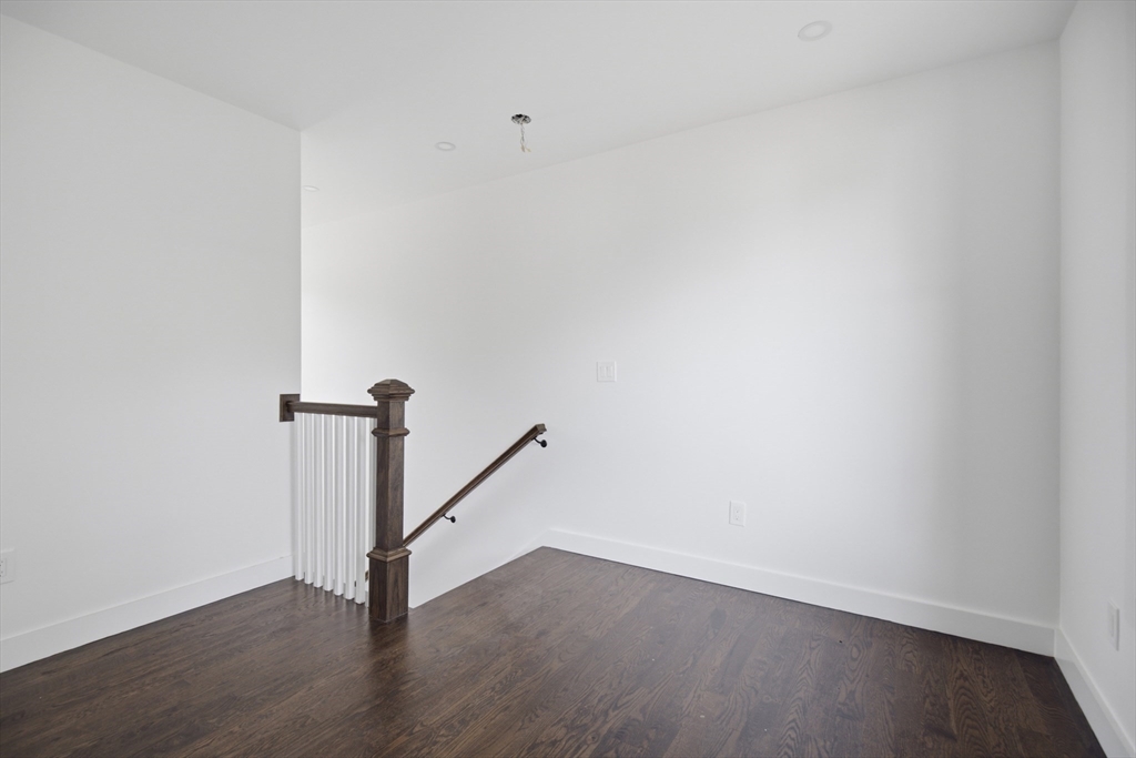 61 Mcalee Ave Property Photo 12