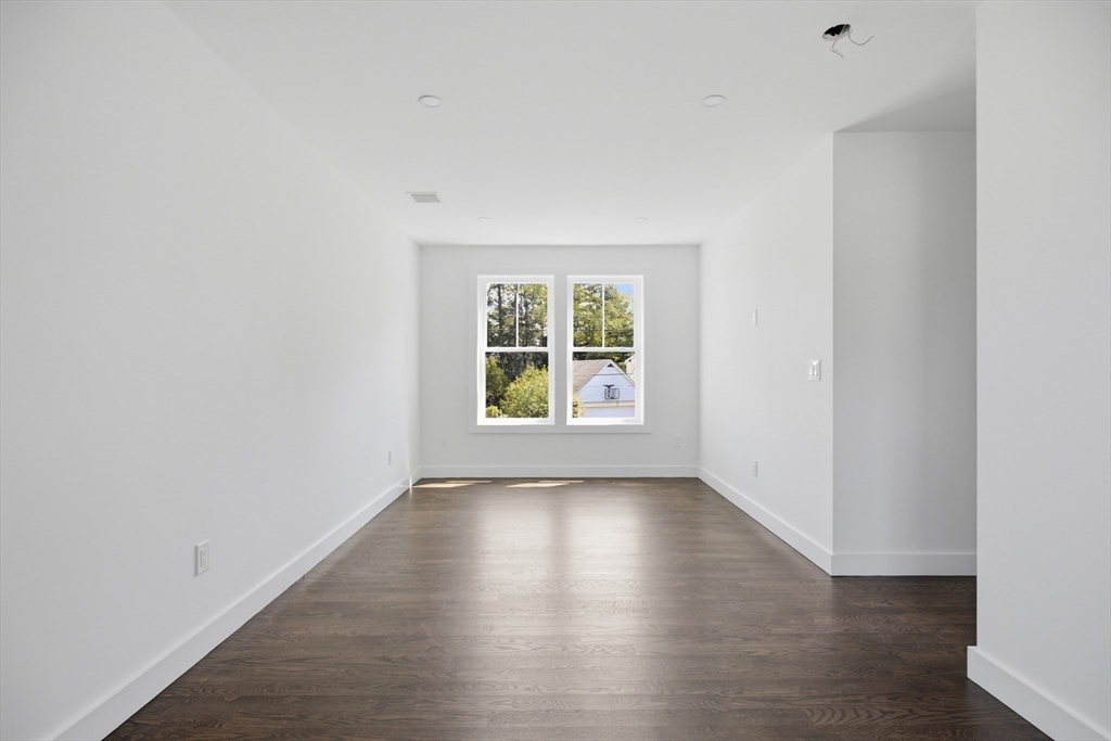 61 Mcalee Ave Property Photo 17