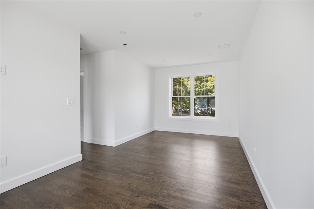 61 Mcalee Ave Property Photo 18