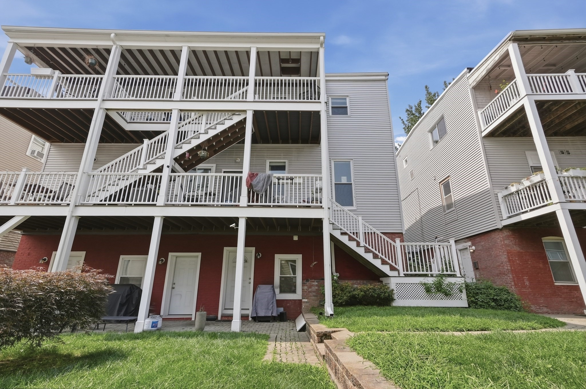 119 Heath Street # 2 Property Photo 18