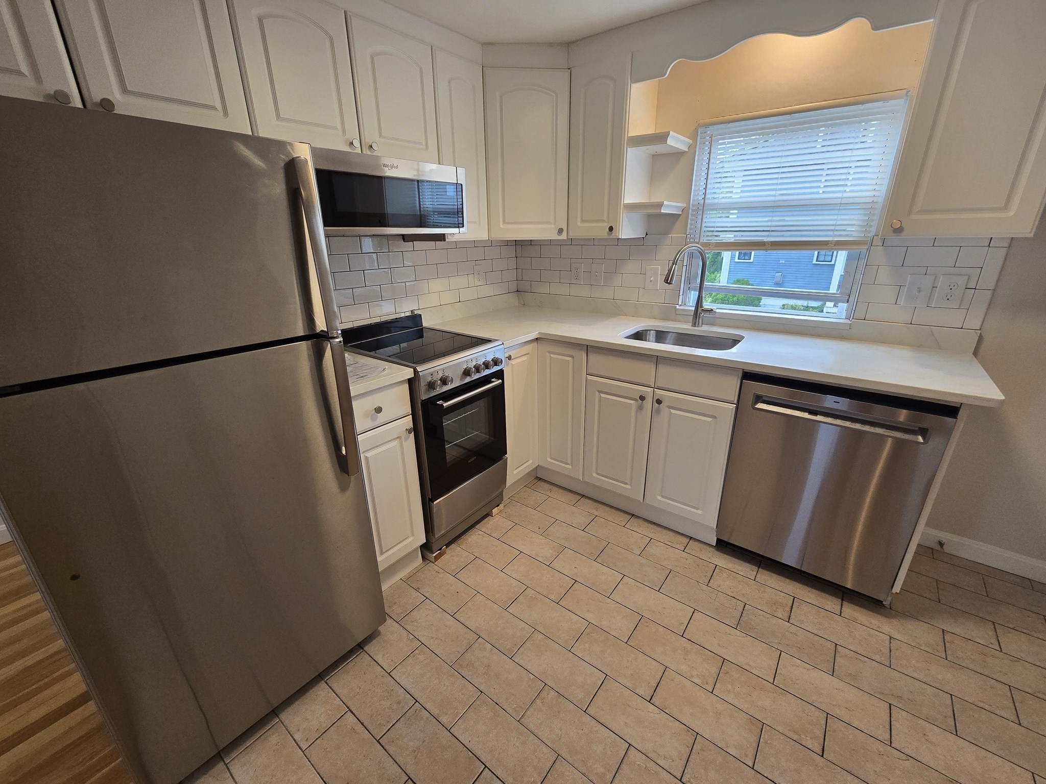 69 Summer St # 2 Property Photo 1
