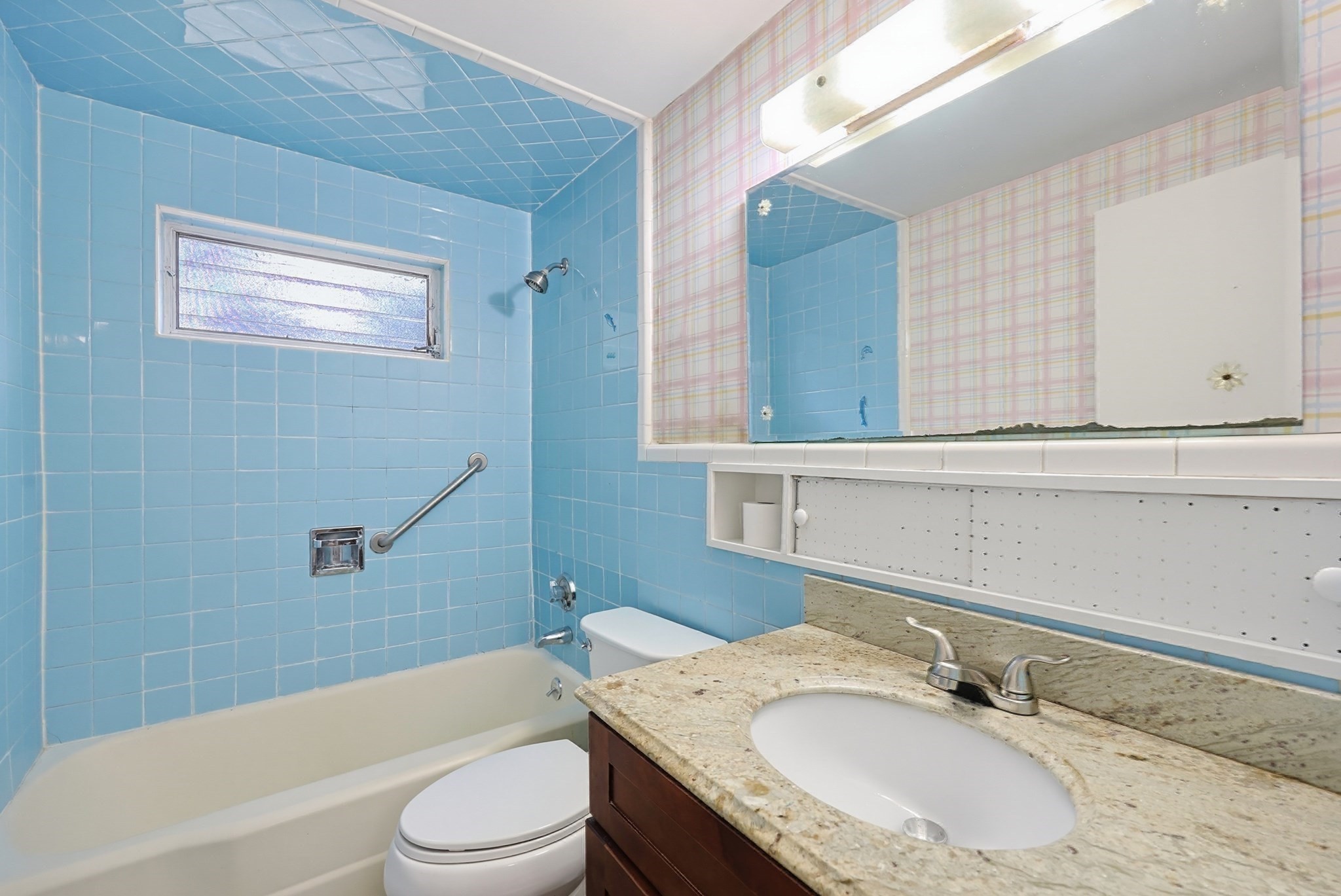 214 School Street Property Photo 19