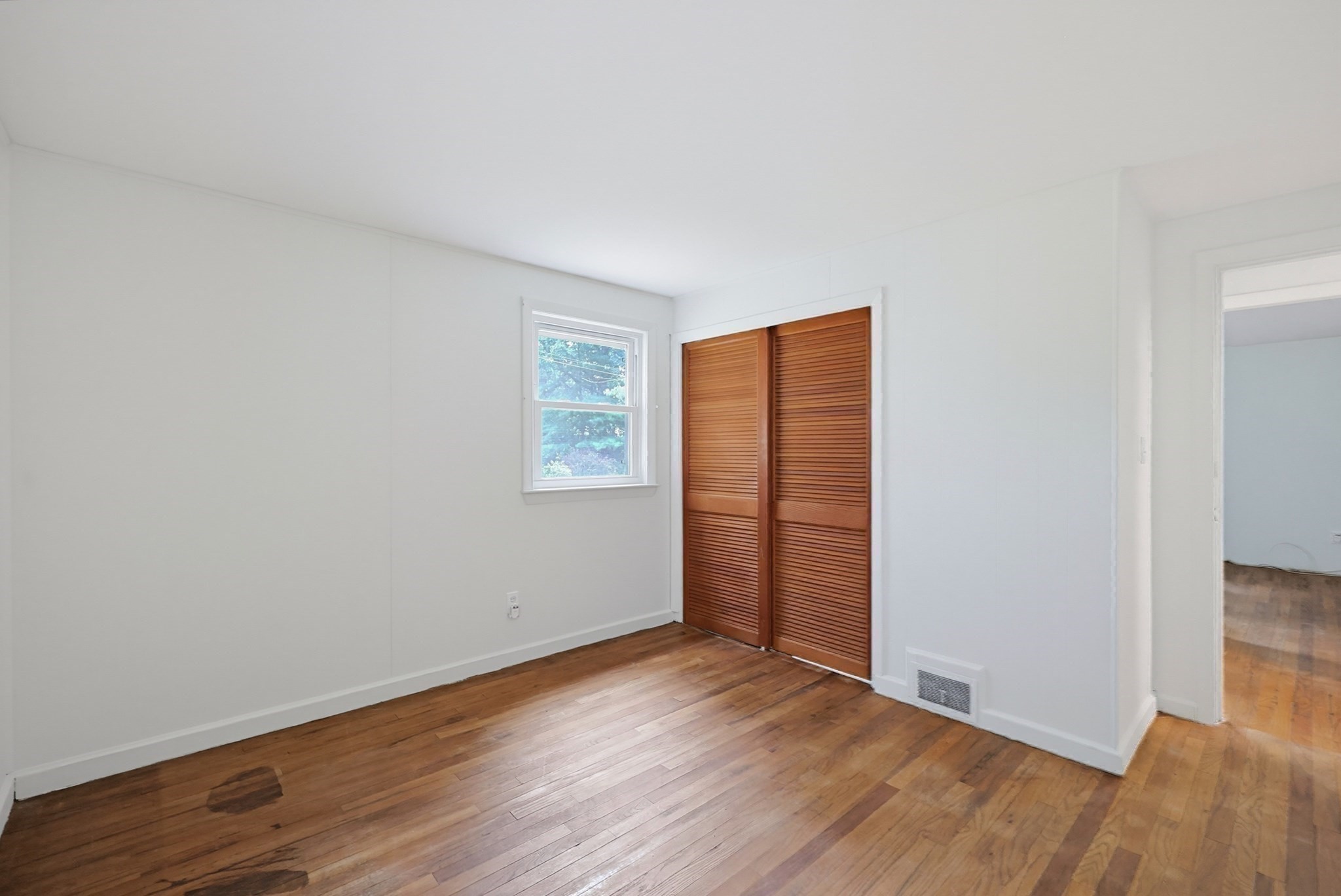214 School Street Property Photo 21