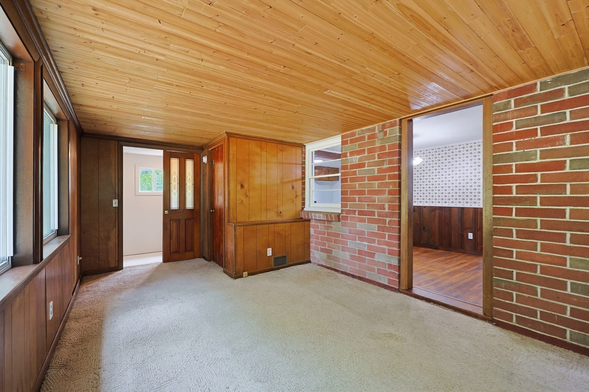 214 School Street Property Photo 27