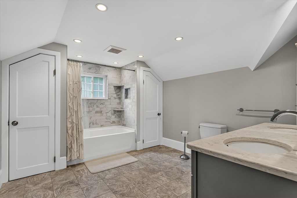 28 Twombley Ave Property Photo 21