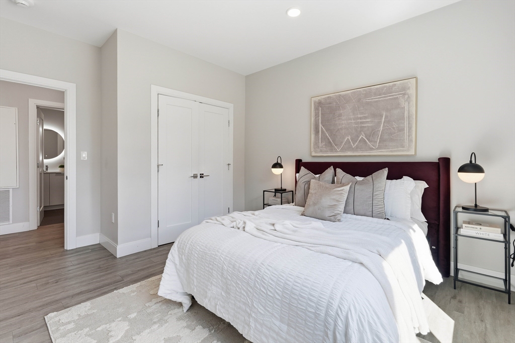 656 Saratoga # 203 Property Photo 5