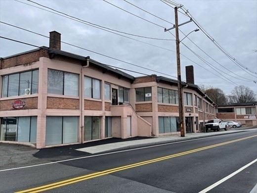 63 Washington Ave # R Property Photo 1