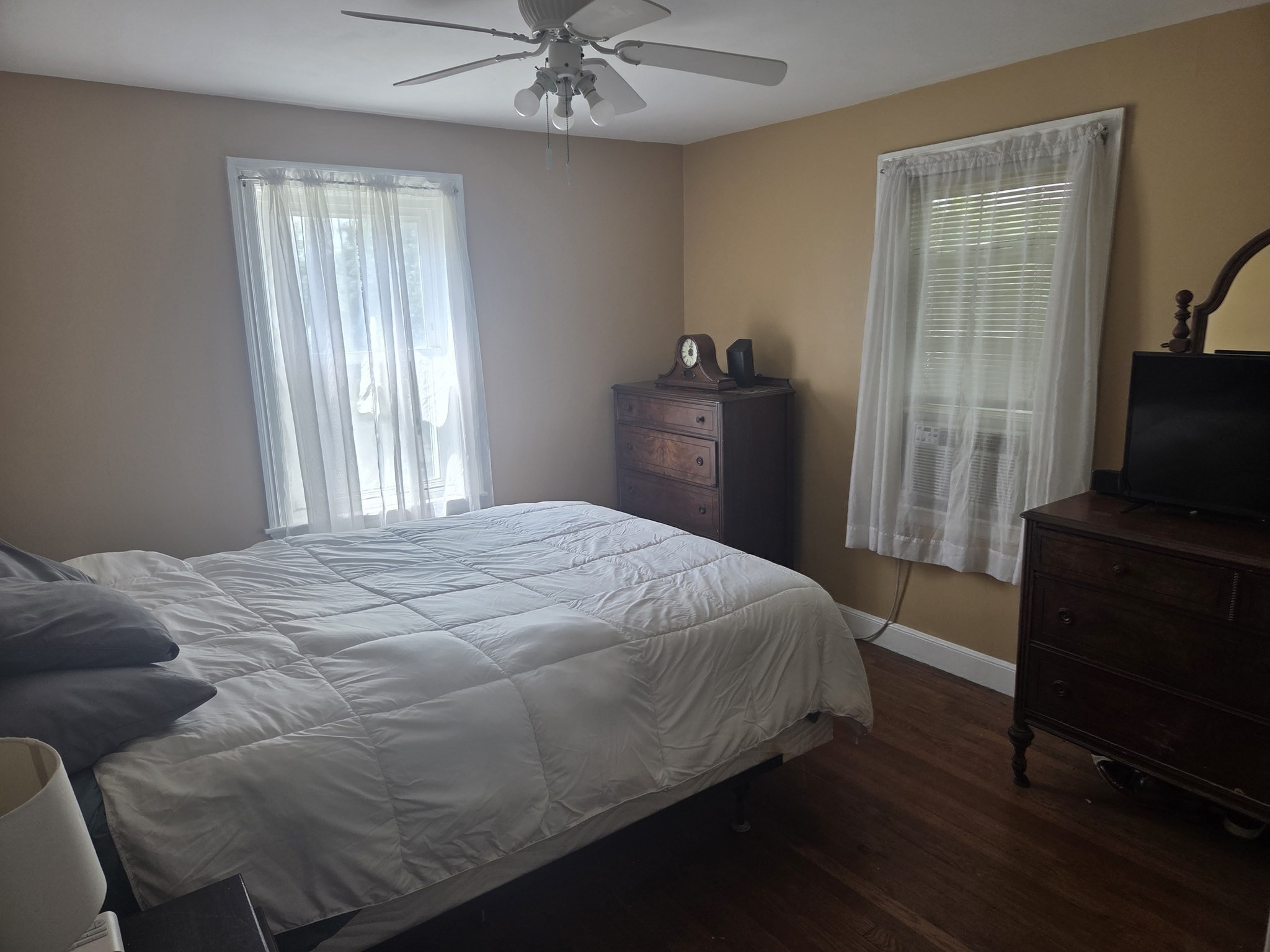10 Duke Street Property Photo 13