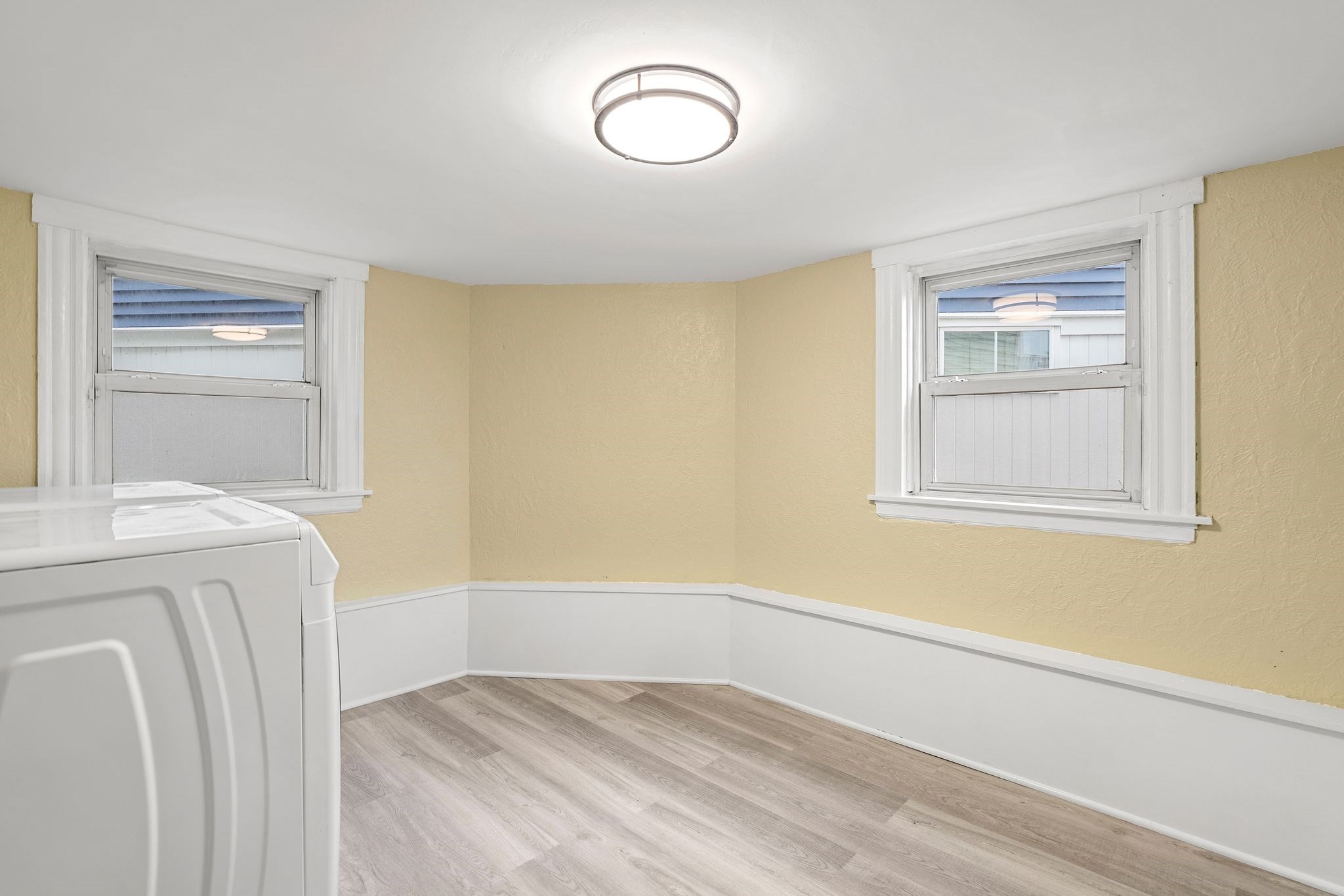 851 Quincy Shore Dr Property Photo 35