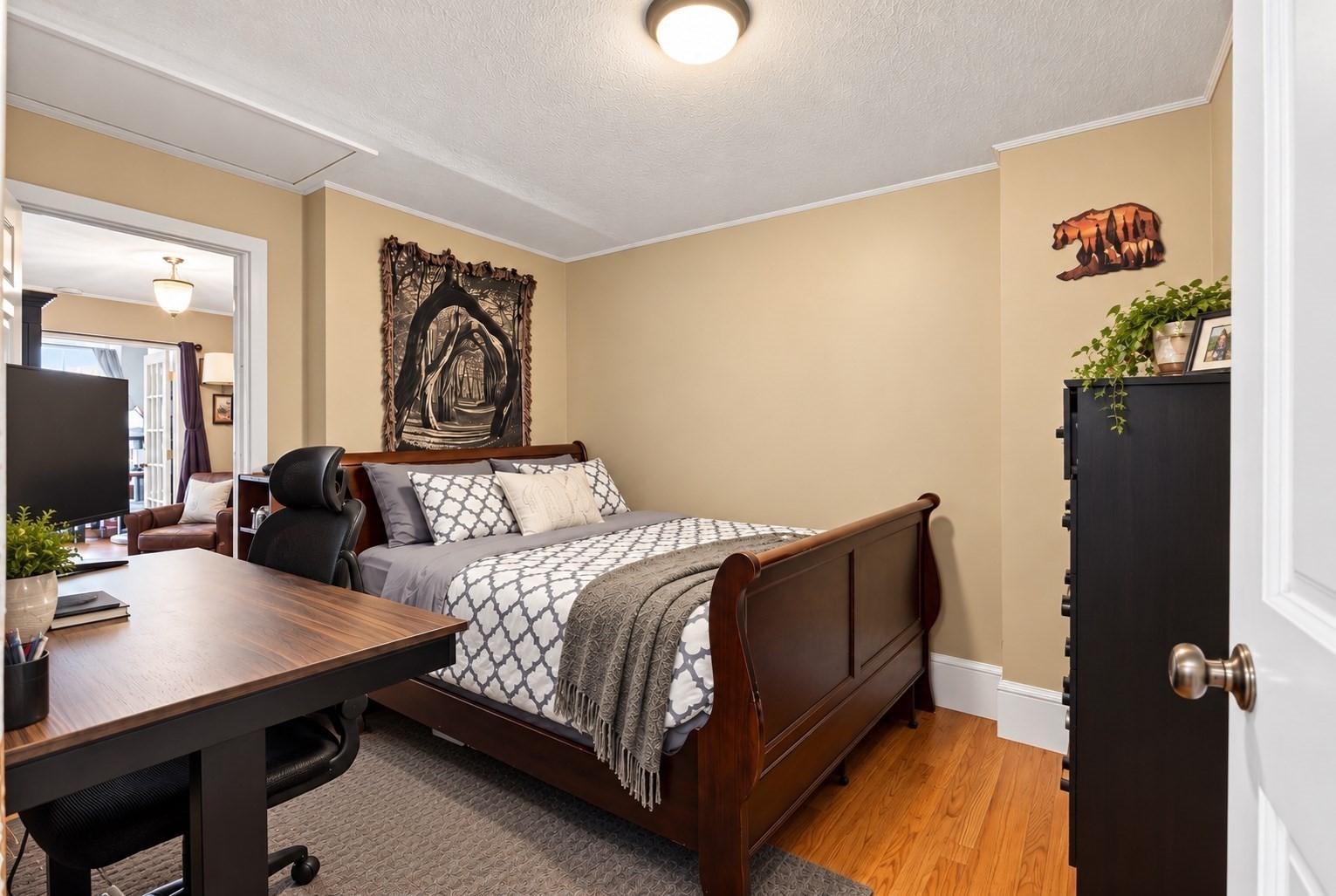 66 Beacon St # 1 Property Photo 6