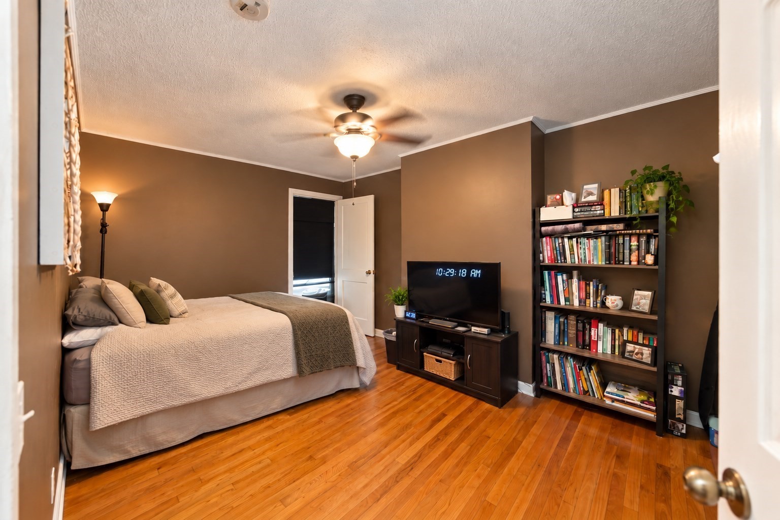 66 Beacon St # 1 Property Photo 7