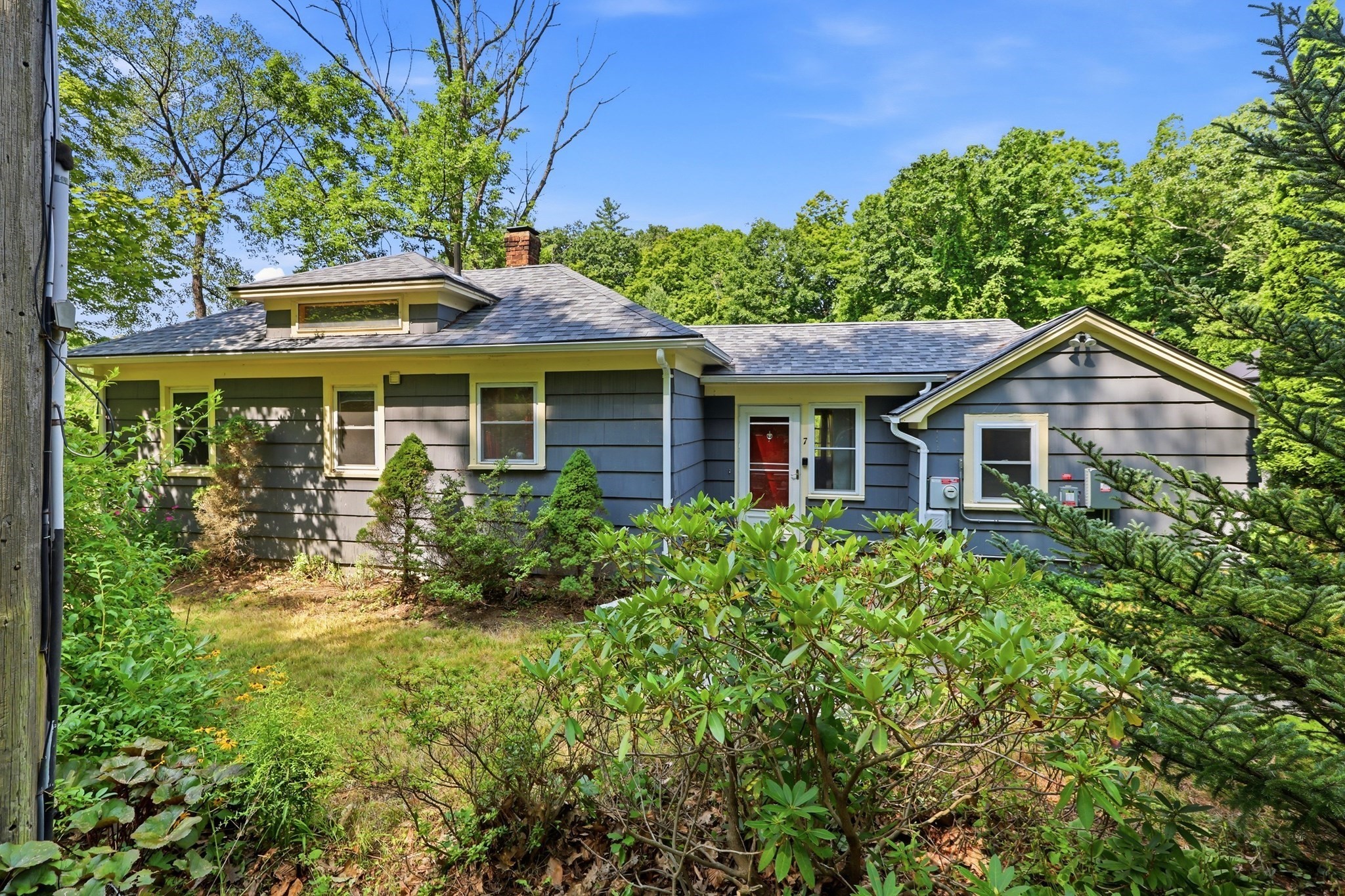 7 Depot Rd Property Photo 1