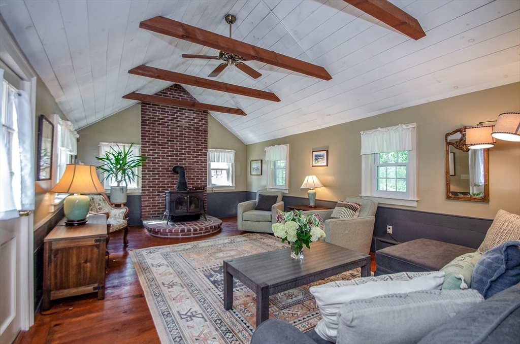 65 Acushnet Rd Property Photo 14