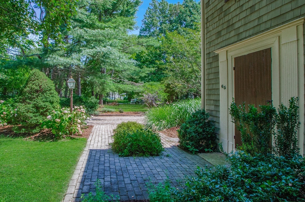 65 Acushnet Rd Property Photo 32