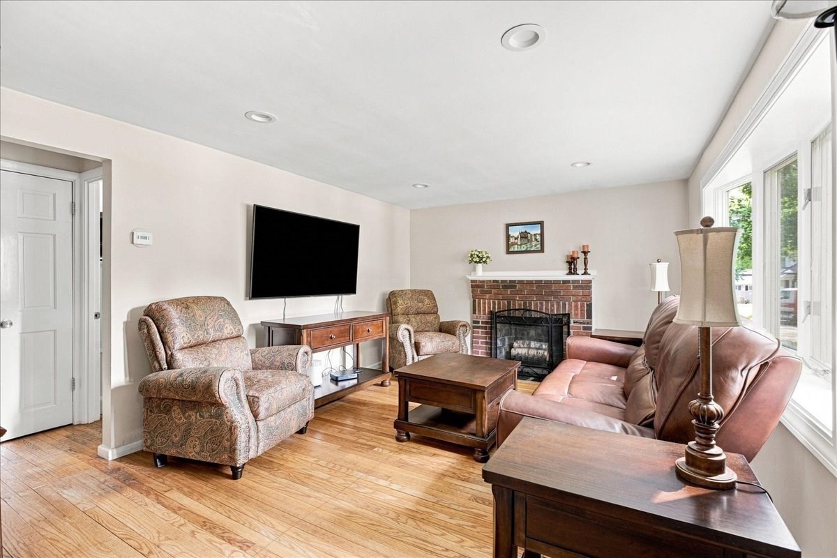 259 Water St Property Photo 13
