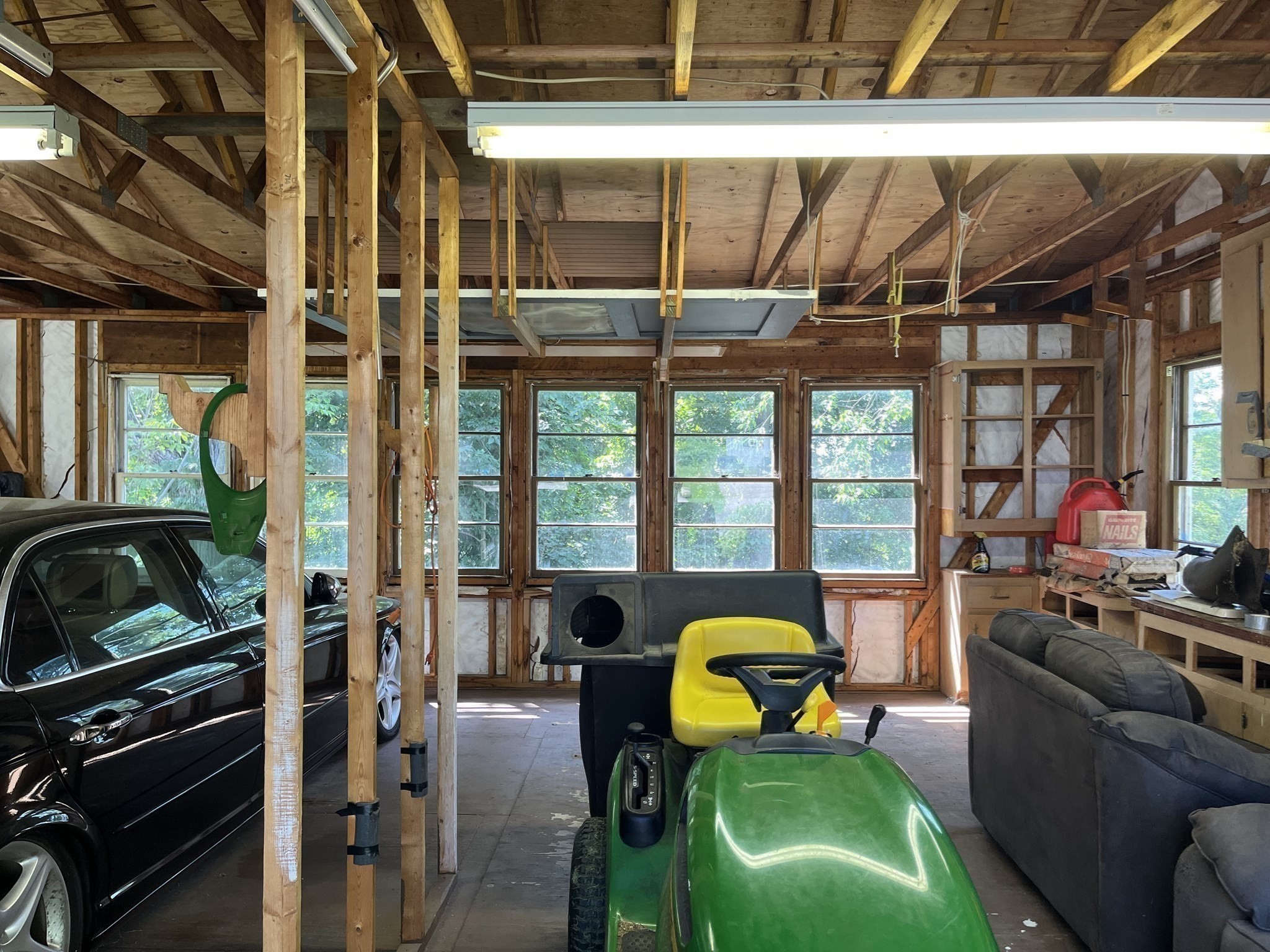 41 Iroquois Street Property Photo 36