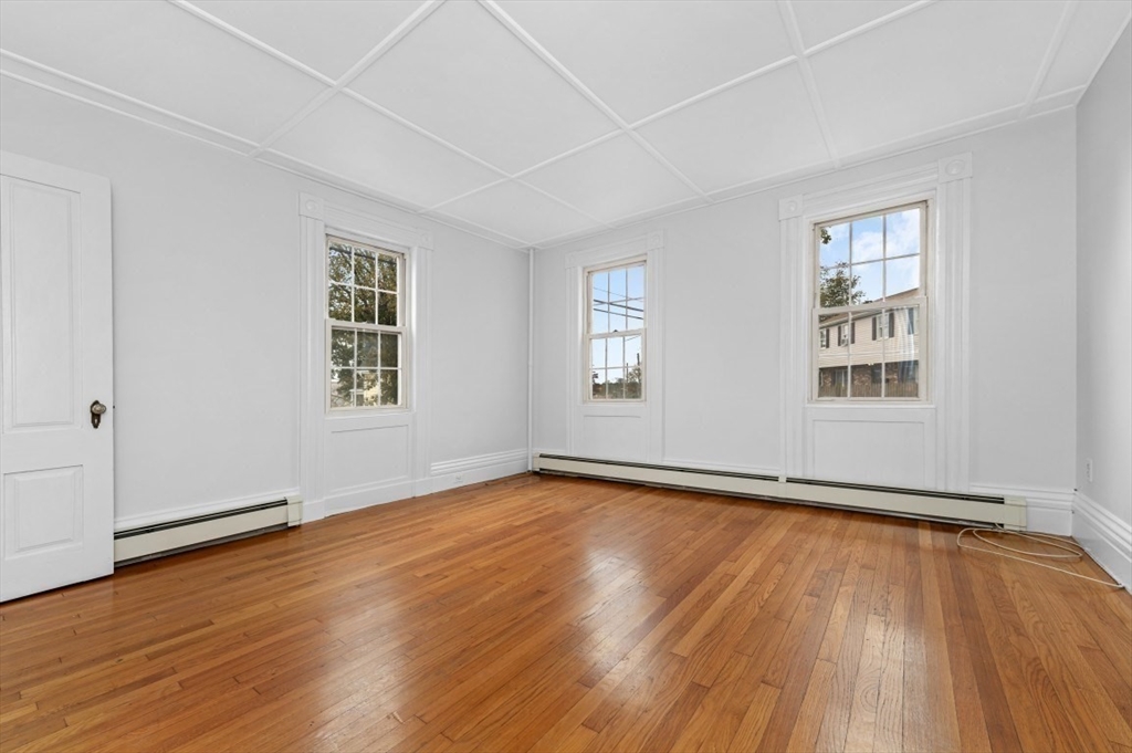 48 Franklin St Property Photo 14