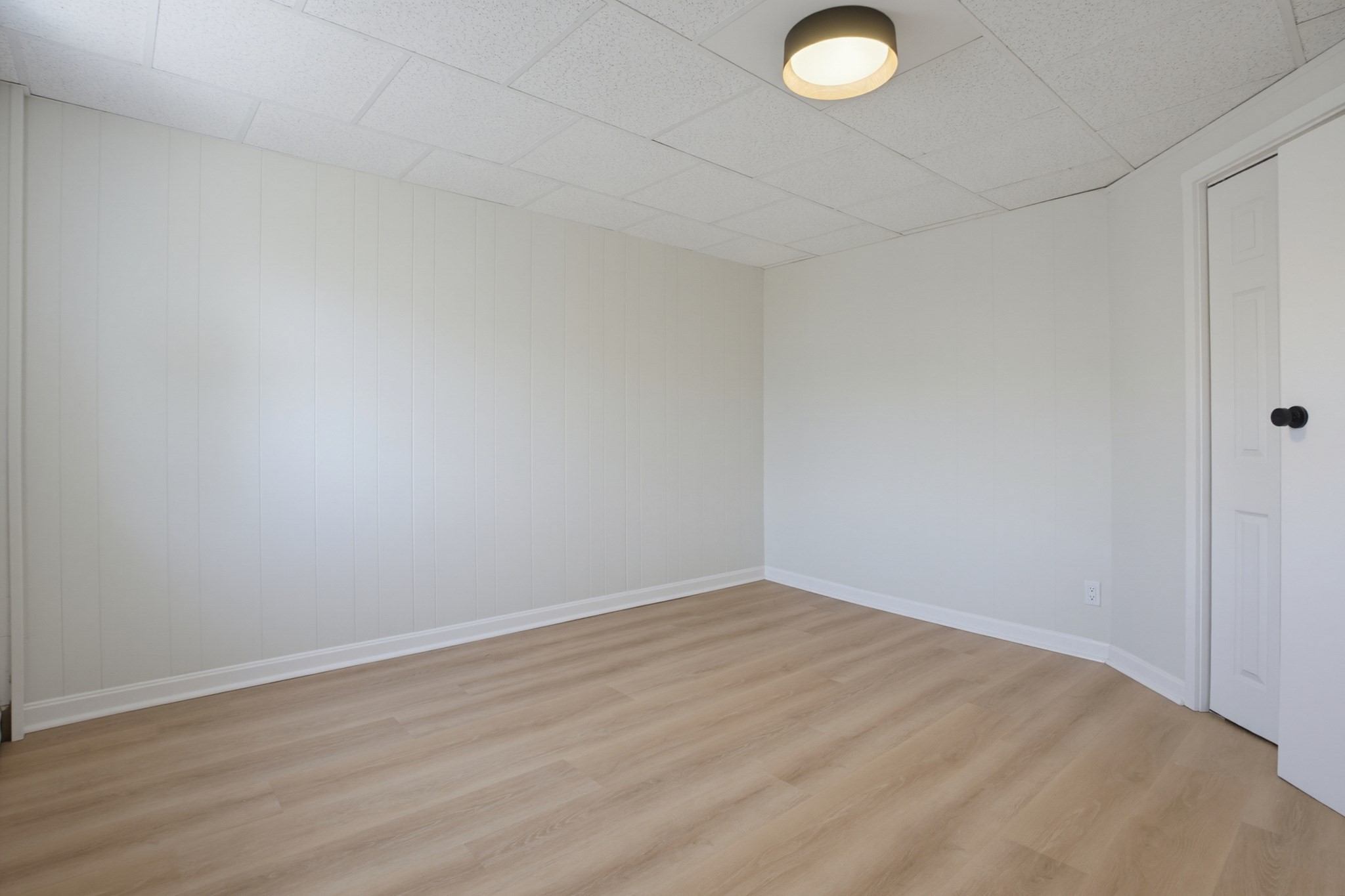 1 Railroad Ct Property Photo 23