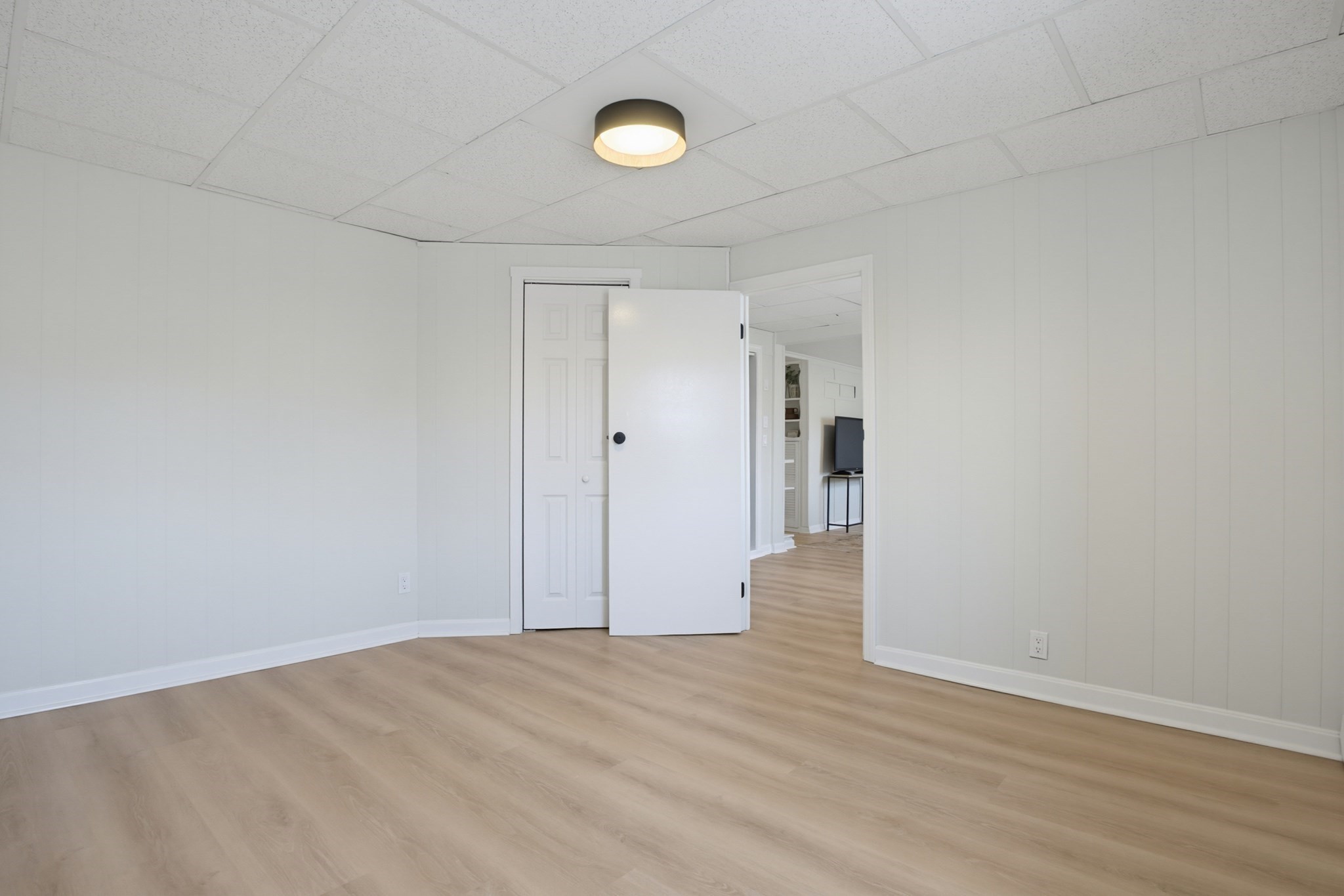 1 Railroad Ct Property Photo 24