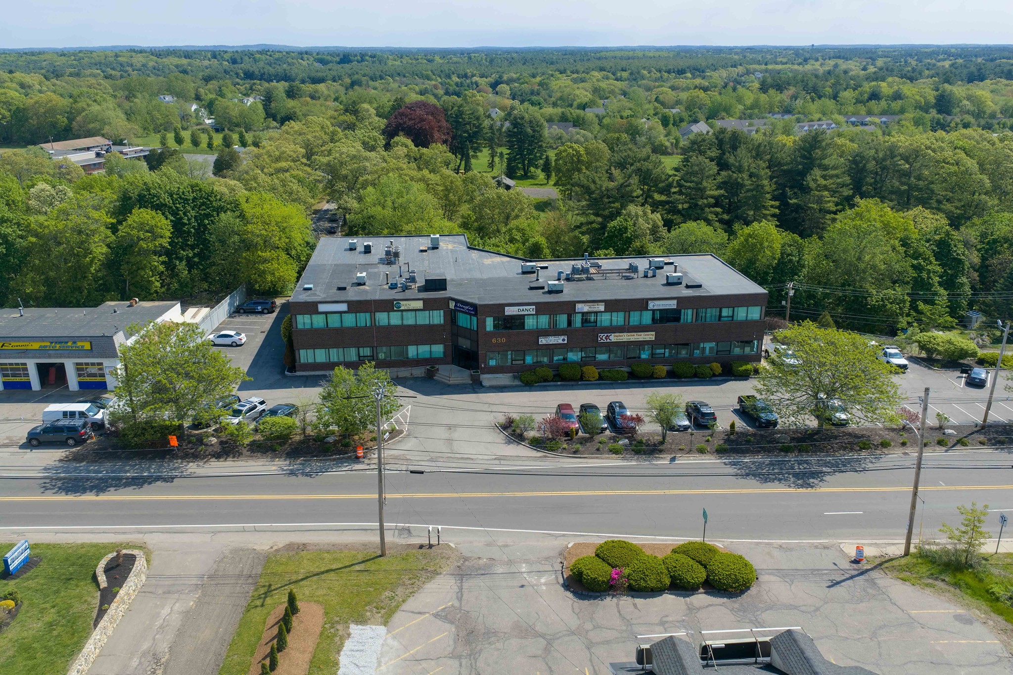 630 Boston Road Property Photo 2