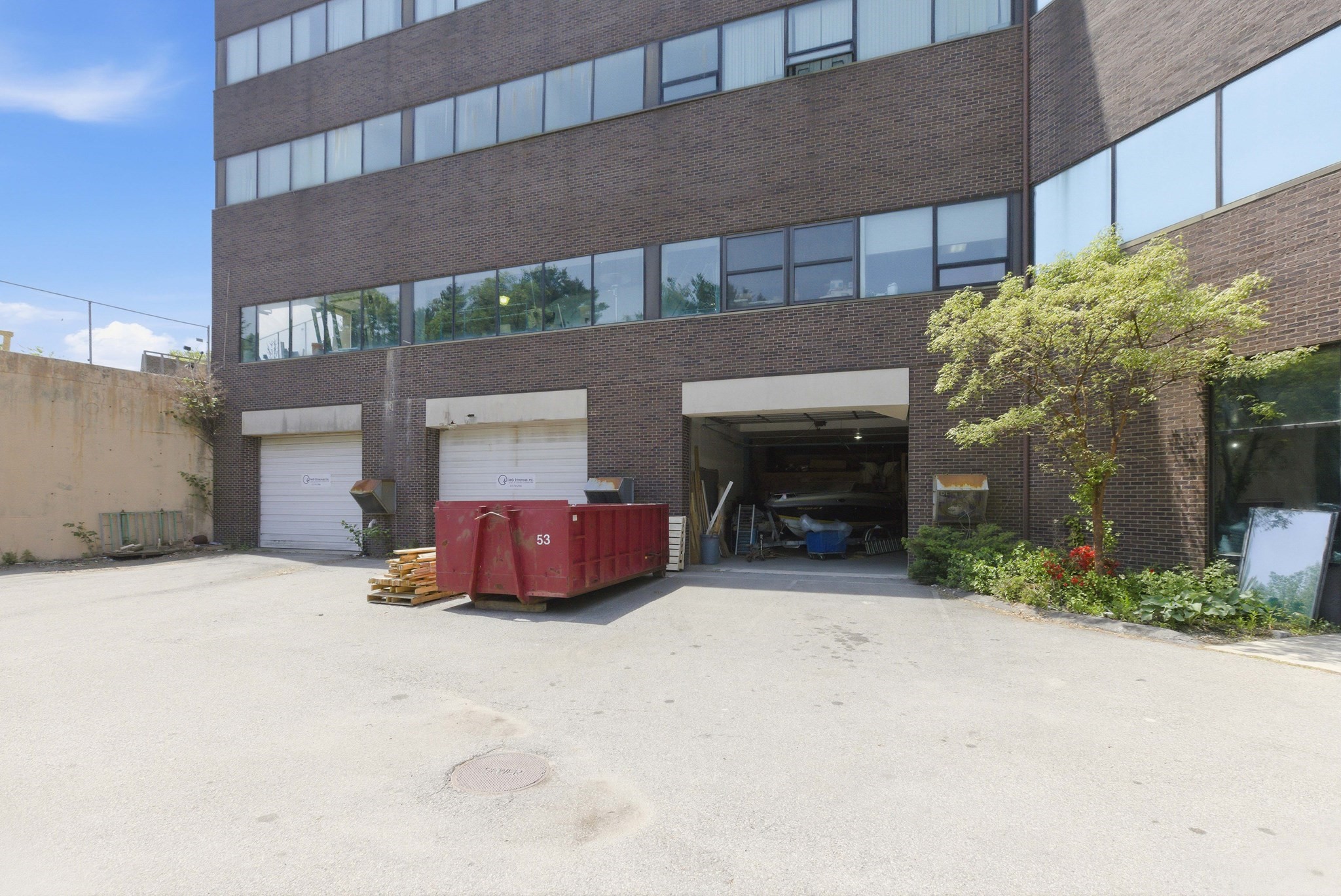 630 Boston Road Property Photo 5