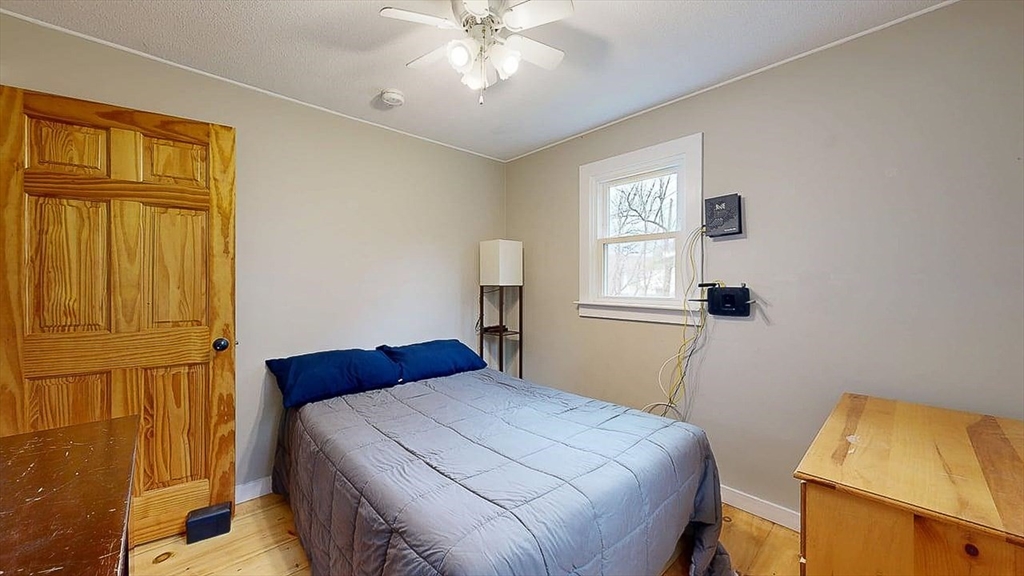 8 Juniper St Property Photo 22