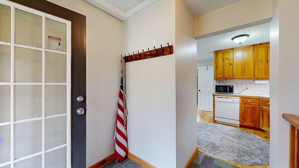 8 Juniper St Property Photo 26