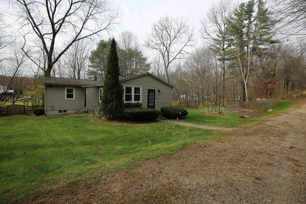 8 Juniper St Property Photo 35