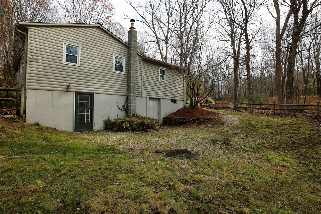 8 Juniper St Property Photo 41