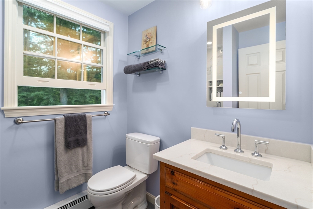 1476 Washington St Property Photo 21