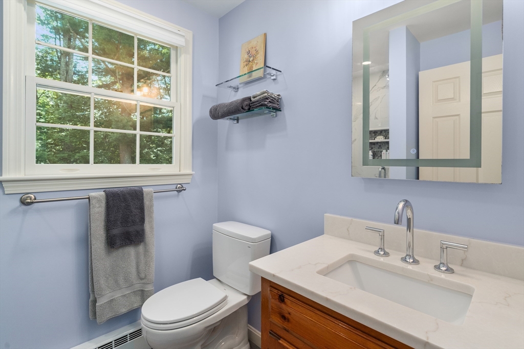 1476 Washington St Property Photo 23