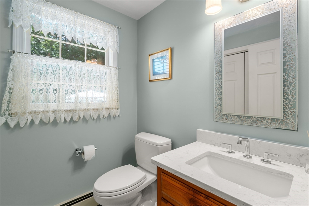 1476 Washington St Property Photo 26