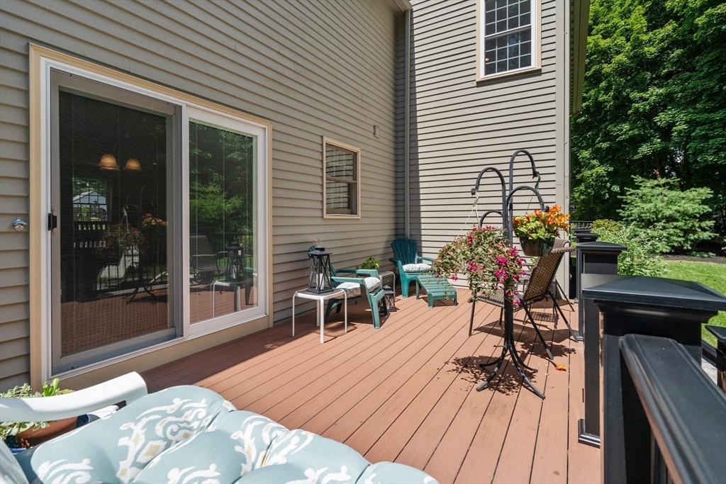 1476 Washington St Property Photo 33