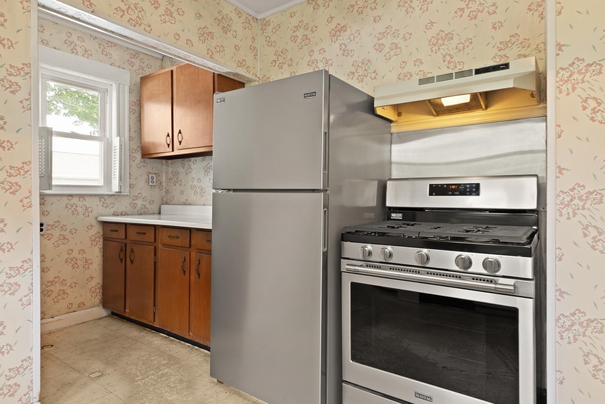 135 Brookings St. Property Photo 8