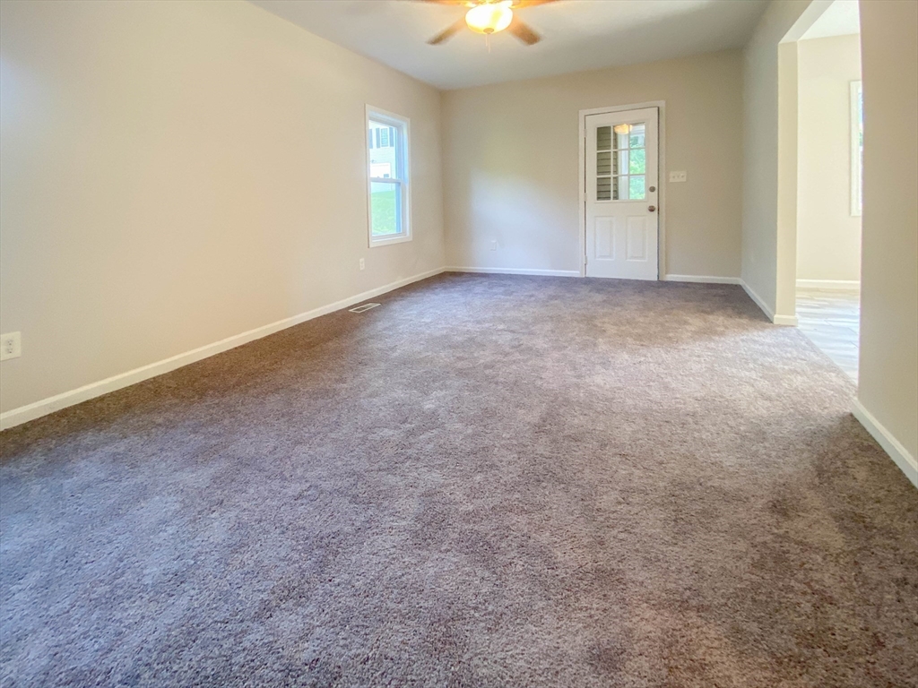 6 Carter Street Property Photo 14