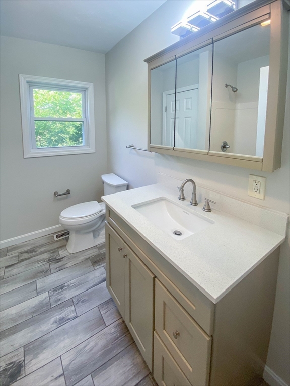 6 Carter Street Property Photo 16