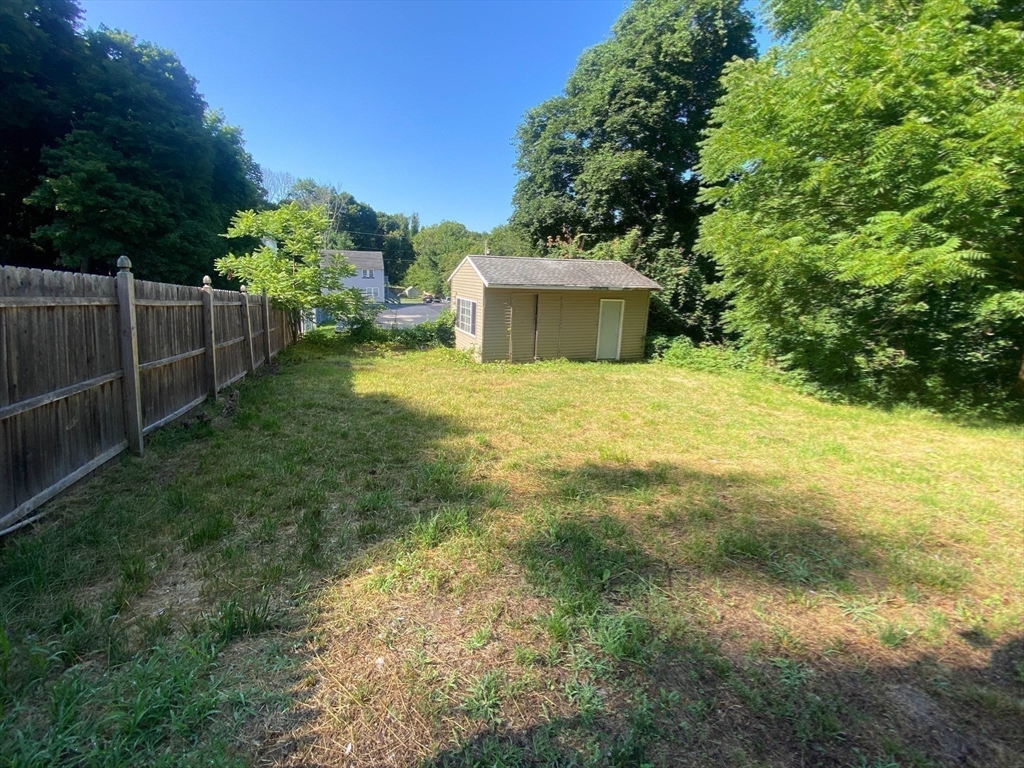 6 Carter Street Property Photo 35