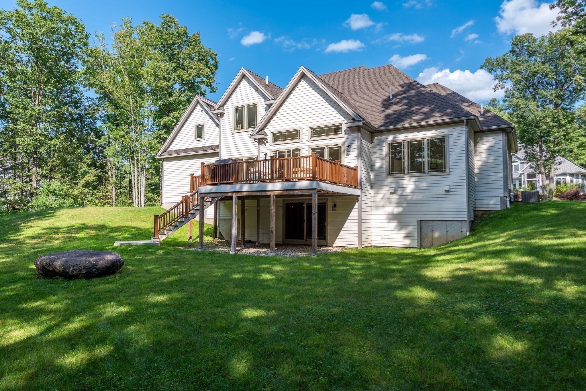 114 Lindenridge Property Photo 40