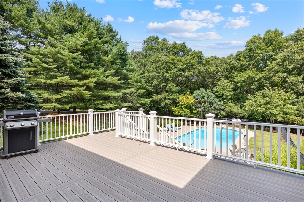 5 Wellington Way Property Photo 17