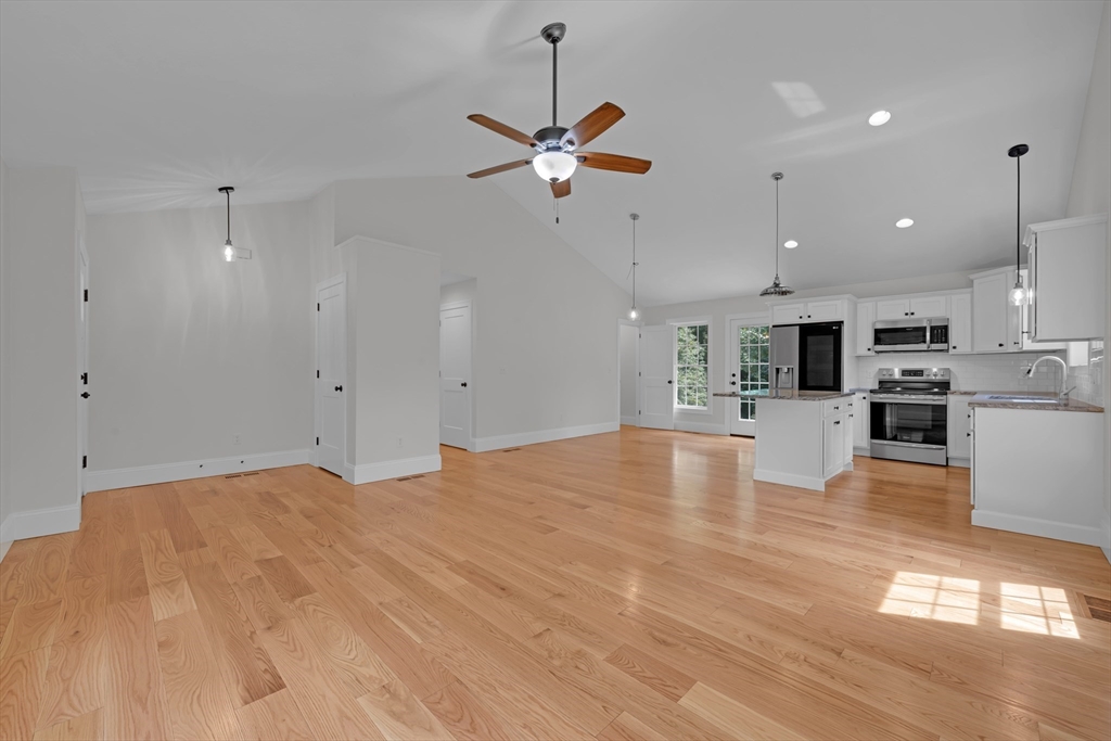 6 Depot St Property Photo 5