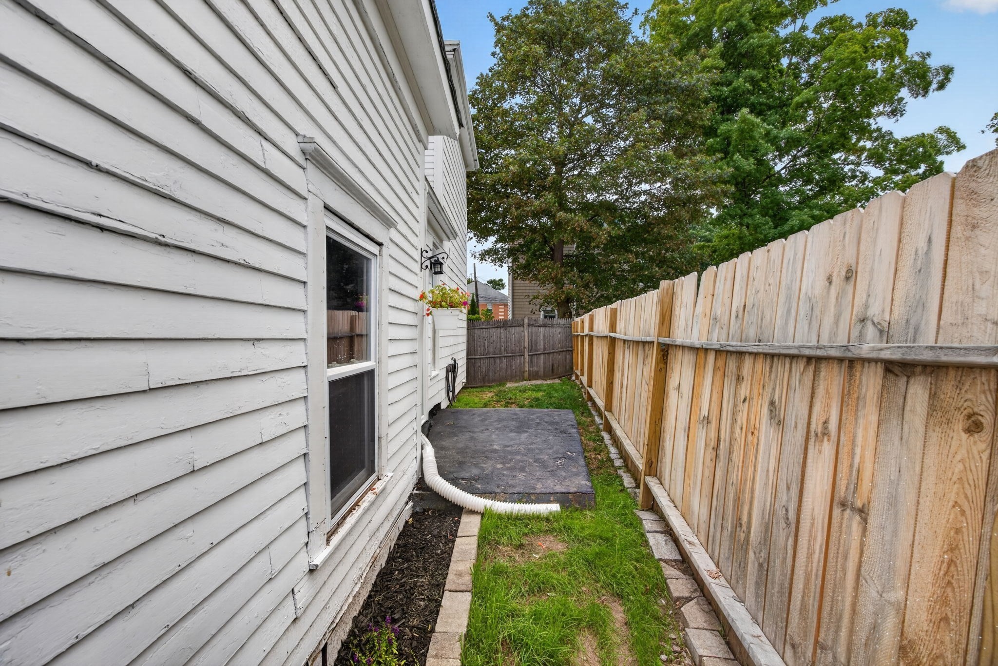 7 S.green St Property Photo 4