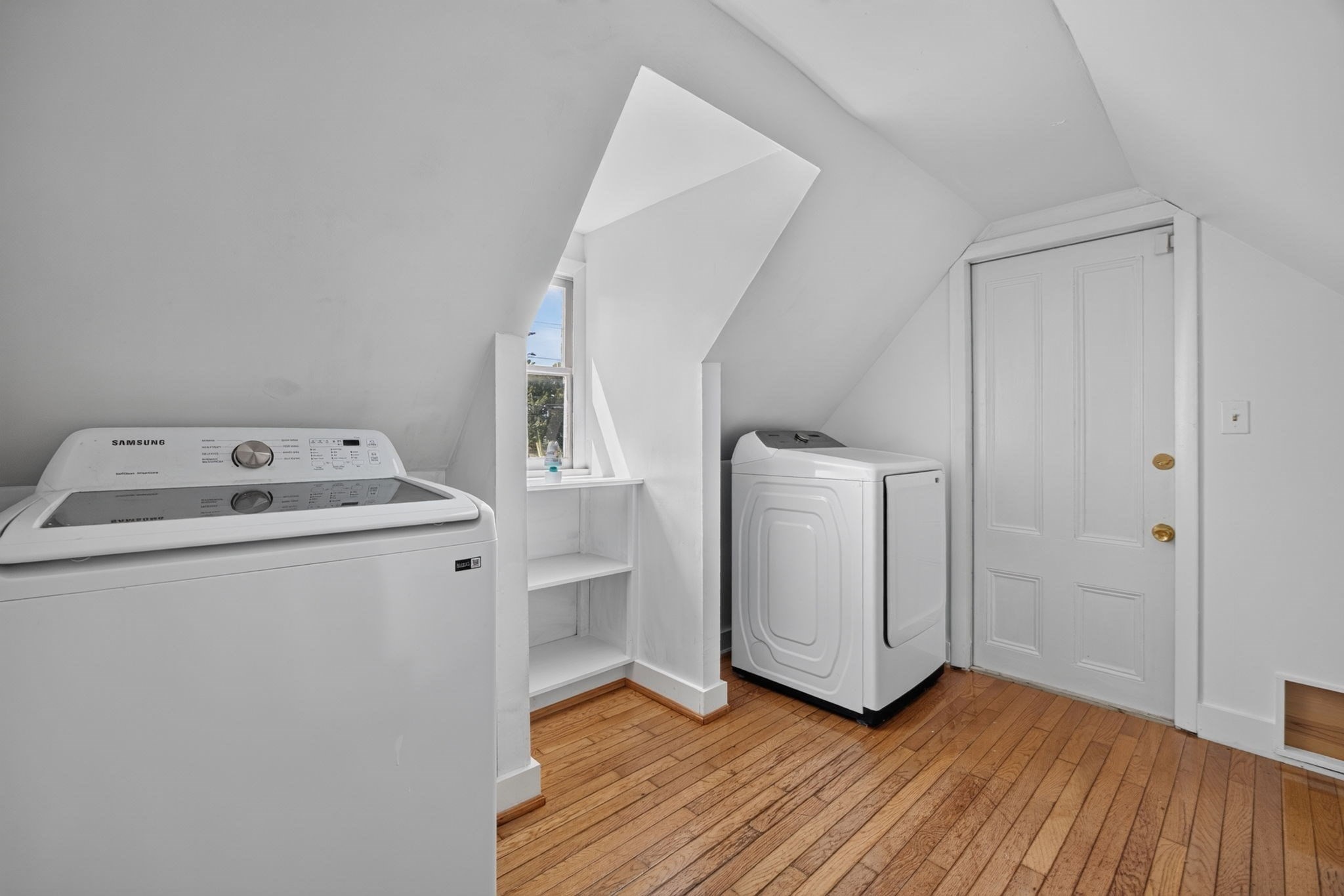 7 S.green St Property Photo 34