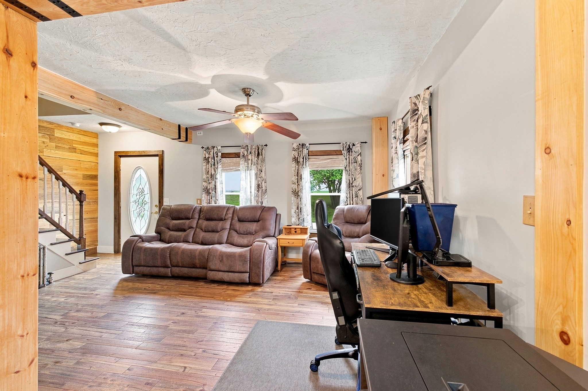 10 Sumner Ave Property Photo 13