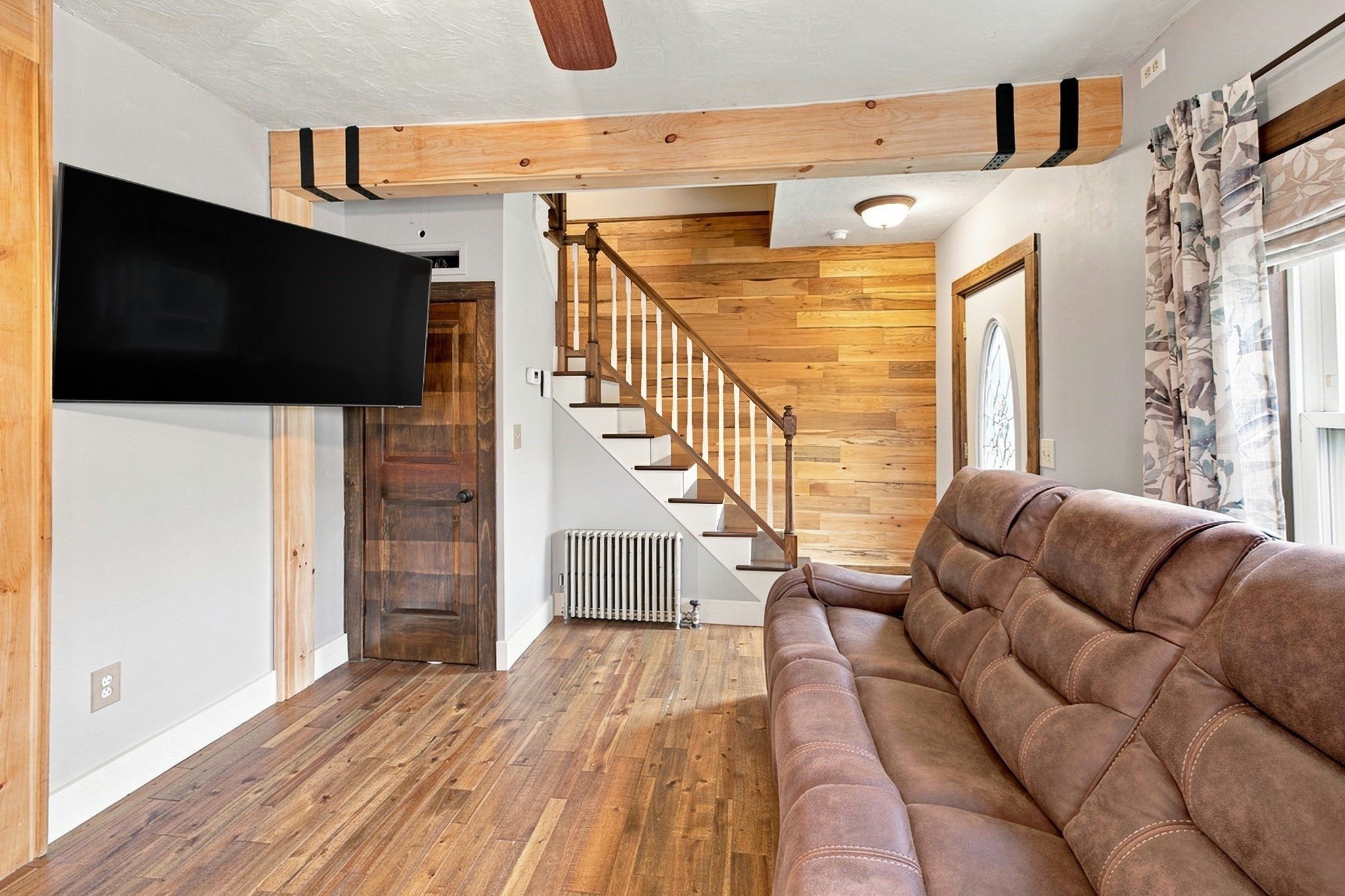 10 Sumner Ave Property Photo 14